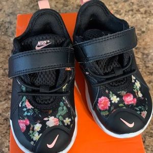 Nike floral flex contact toddler